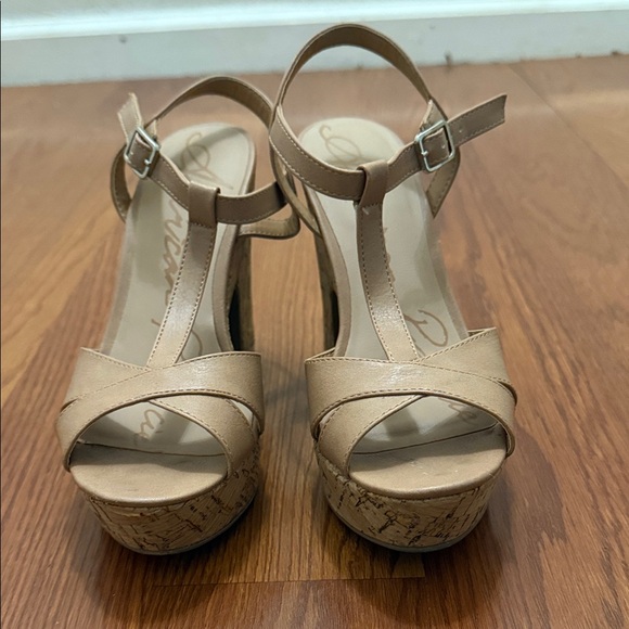 American Rag CieTan Platform Sandals - Picture 2 of 5